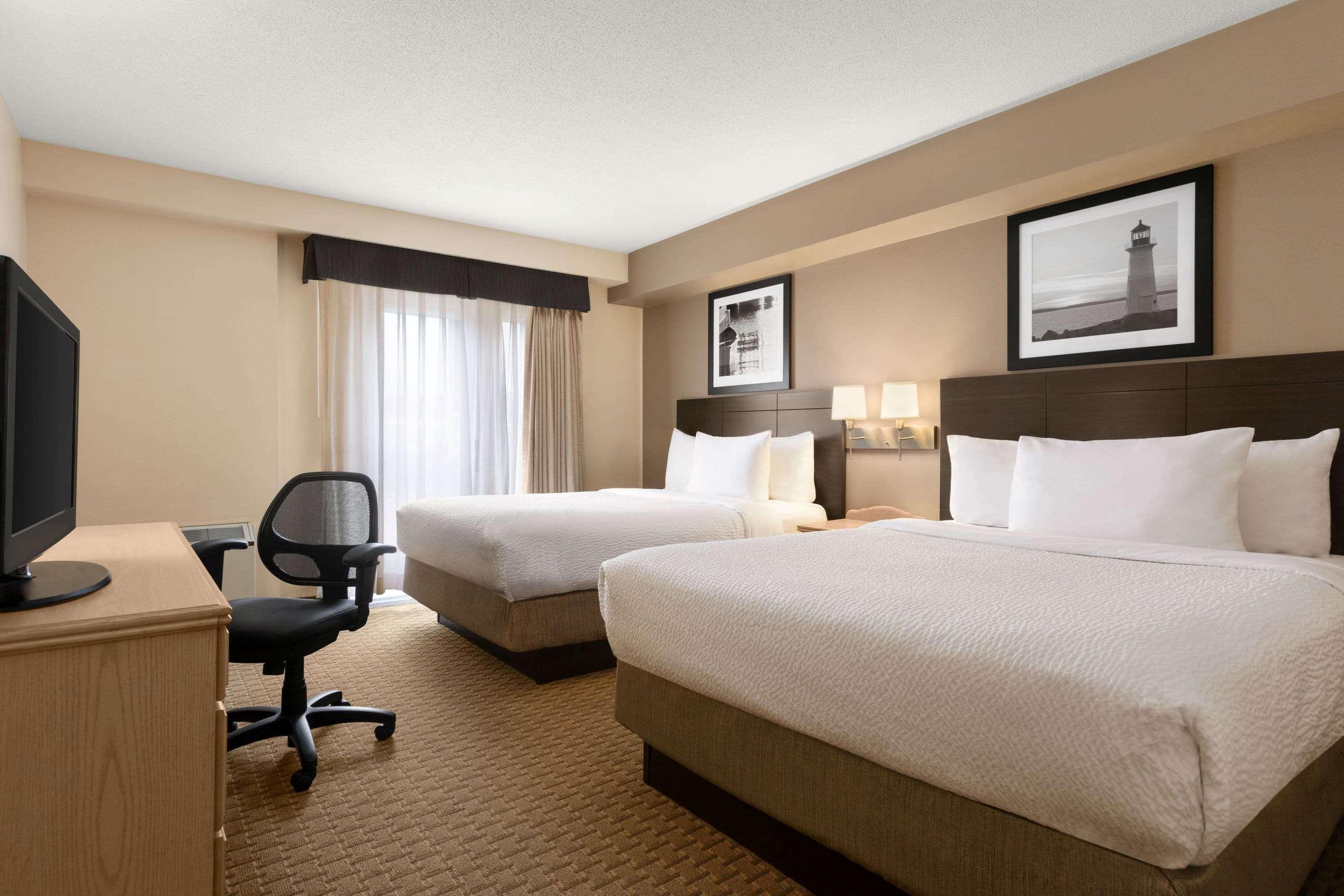 ทราเวลลอดจ์ สวีท บาย วินด์แฮม มองค์ตัน Hotel มองก์ตัน ภายนอก รูปภาพ