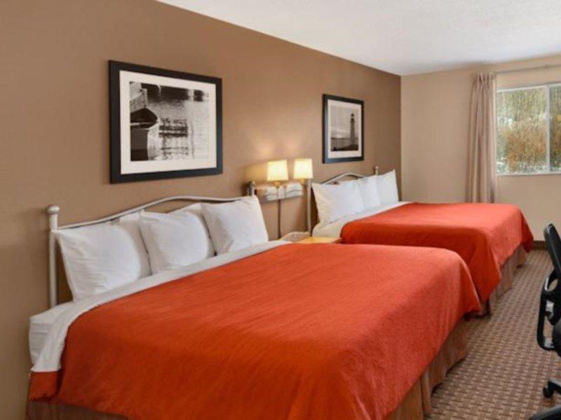 ทราเวลลอดจ์ สวีท บาย วินด์แฮม มองค์ตัน Hotel มองก์ตัน ภายนอก รูปภาพ